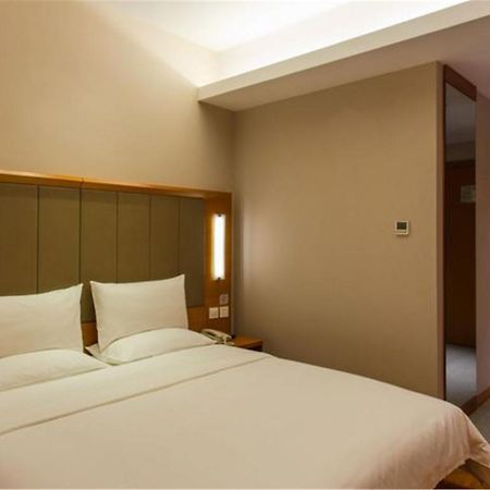 Ji Hotel Xianggang Middle Road Qingdao Esterno foto