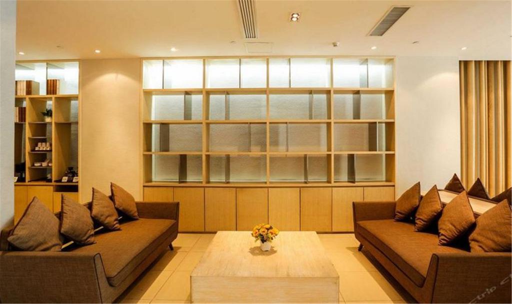 Ji Hotel Xianggang Middle Road Qingdao Esterno foto